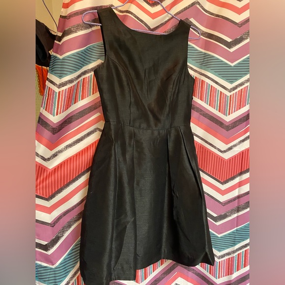 Classy black chiffon dress with bow back - Picture 2 of 5